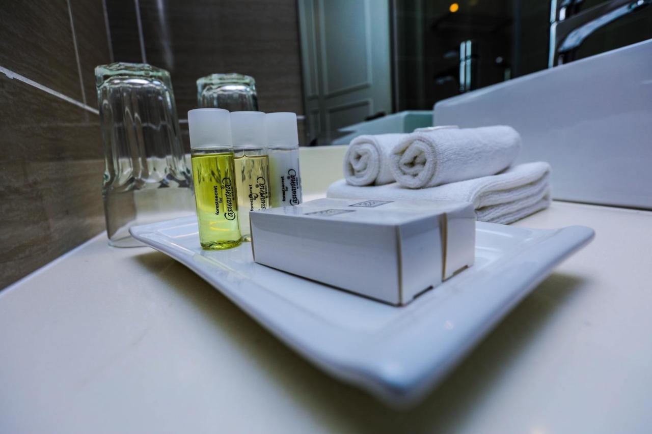 Hotel Casuarina@كوالا لكانغسار المظهر الخارجي الصورة